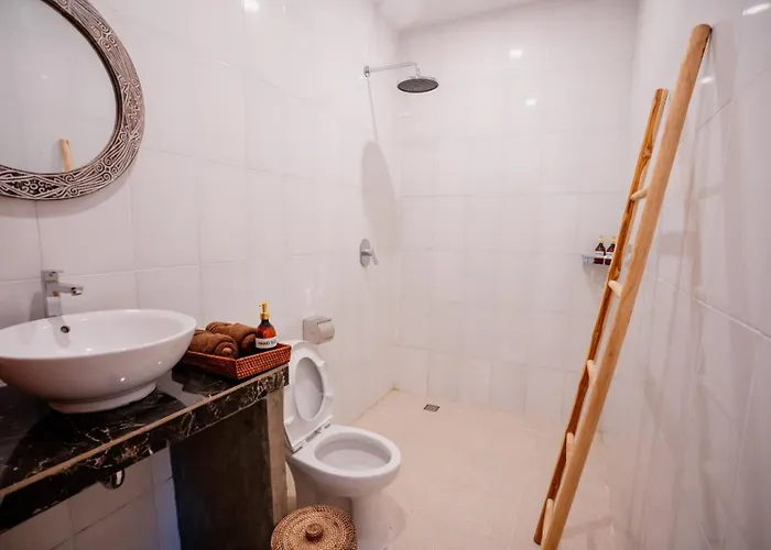 Dini Nginep Guest house